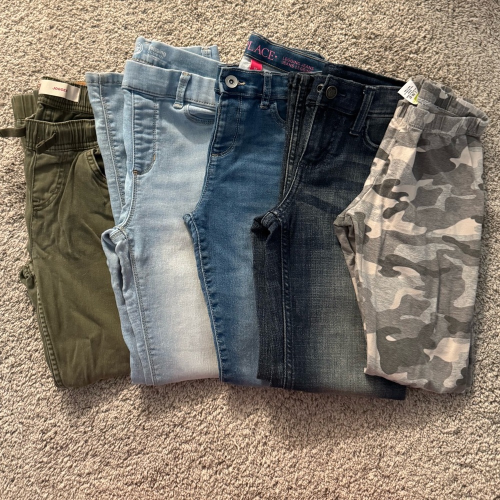 Girls Jeans Bundle - Levi’s, Wrangler - Sizes 10 & 12